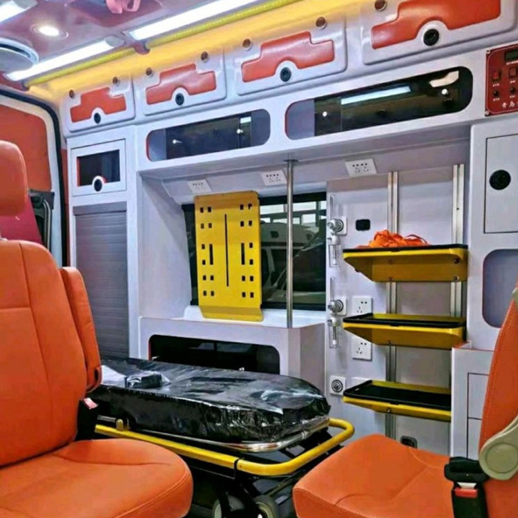 防城港长途救护车护送病人租赁价格